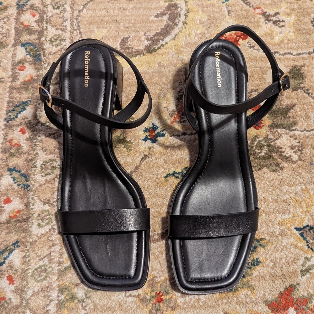 REFORMATION Stephanie Ankle Strap Sandal - Picture 3 of 10